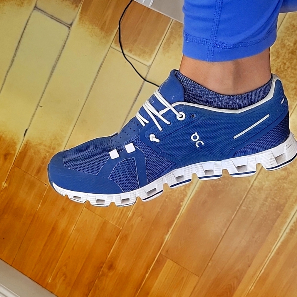 ON cloud sneakers